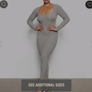 EUC SKIMS soft lounge heather gray long sleeve scoop neck dress